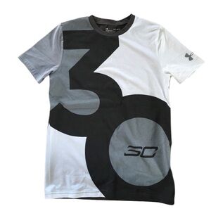 Boy's UNDER ARMOUR T-Shirts Size M gray / white / black